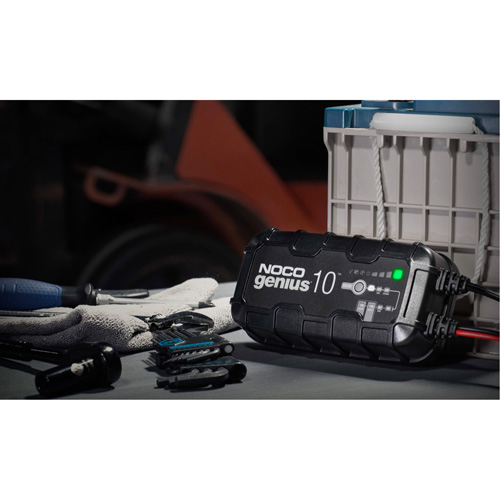 Chargeur de batterie 10 A Genius 10 PB Rental Co. Ltd.