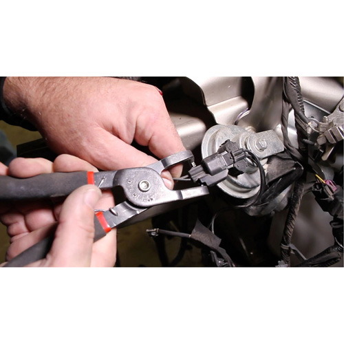 Pinces de d&eacute;connexion &agrave; 85 degr&eacute;s PB Rental Co. Ltd.