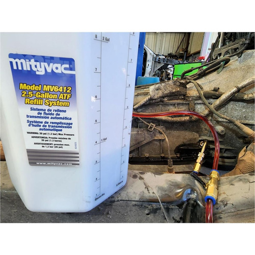 Syst&egrave;me de remplissage de liquide de transmission automatique de 2,5 gallon PB Rental Co. Ltd.