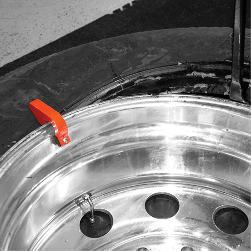 Mainteneurs de talon PB Rental Co. Ltd.