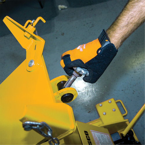 Cric de transmission Yellow Jackit, Cap. de levage 2,2 tonnes PB Rental Co. Ltd.