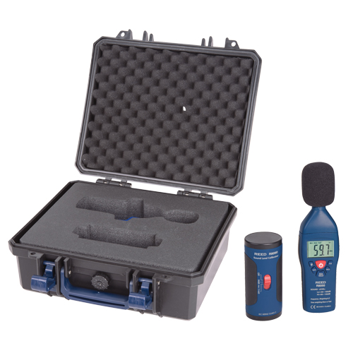 Ensemble de sonom&egrave;tre et calibrateur, Gamme de mesure 30 - 130 dB PB Rental Co. Ltd.