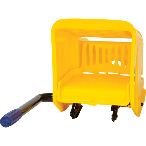 Essoreuse pour vadrouille, Pression lat&eacute;rale PB Rental Co. Ltd.