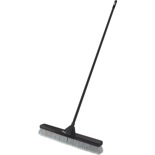 Balai-brosse multisurfaces, 24", Moyen, Soies Polypropyl&egrave;ne PB Rental Co. Ltd.