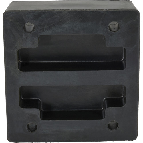 Butoir de quai moul&eacute;, Caoutchouc renforc&eacute;, 12" la x 4" p x 13" h PB Rental Co. Ltd.