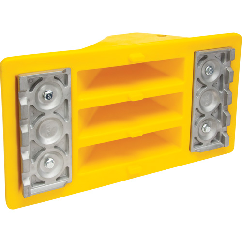 Cales de roue avec surface antid&eacute;rapante en aluminium, Polyur&eacute;thane, Jaune s&eacute;curit&eacute; OSHA, 11-1/4" la x 21" p x 12-1/4" h PB Rental Co. Ltd.