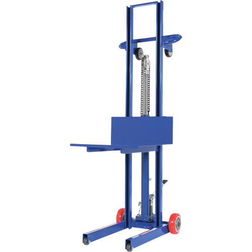 Gerbeur hydraulique &agrave; plateforme, M&eacute;canisme Pompe au pied, Capacit&eacute; de 400 lb, Levage max de 51-1/8" PB Rental Co. Ltd.
