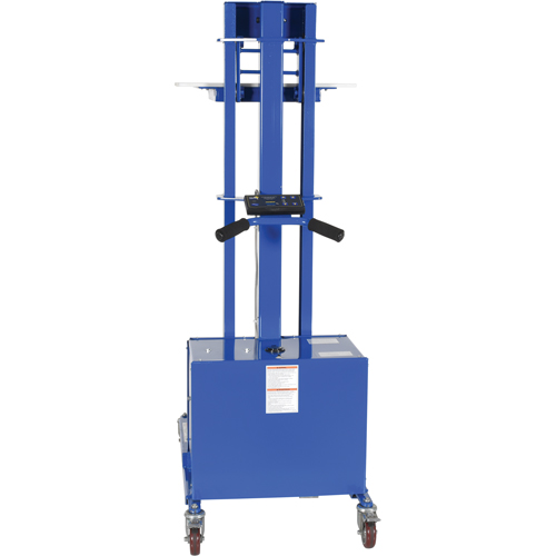 Gerbeur &agrave; levage rapide, M&eacute;canisme &eacute;lectrique, Capacit&eacute; de 400 lb, Levage max de 57" PB Rental Co. Ltd.