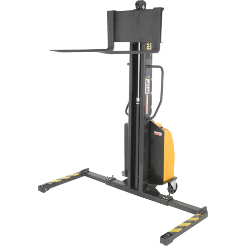 Gerbeur motoris&eacute; avec m&acirc;t &eacute;troit, Fonctionnement &eacute;lectrique, Capacit&eacute; 1000 lb, Lev&eacute;e max 63" PB Rental Co. Ltd.