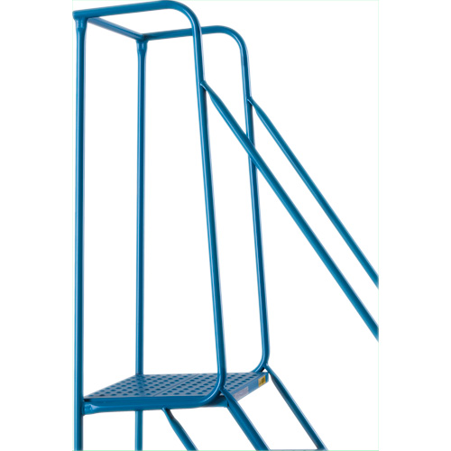 Escabeau roulant certifi&eacute; par la CSA, 4 marches, Largeur de la marche 22", Hauteur de la plateforme 37", Acier PB Rental Co. Ltd.