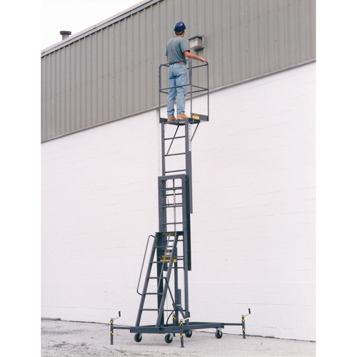 &eacute;l&eacute;vateur d'entretien Ballylift PB Rental Co. Ltd.