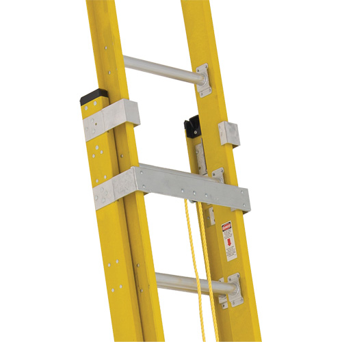 Industrial Heavy-Duty Extension Ladders (6200 Series), 375 lbs. Cap., 13' H, Grade 1AA PB Rental Co. Ltd.