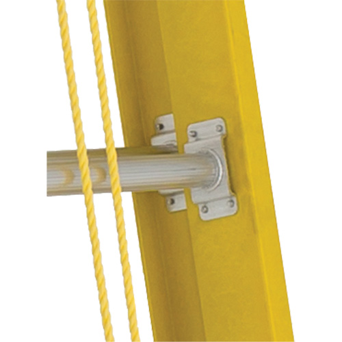 Industrial Heavy-Duty Extension Ladders (6200 Series), 375 lbs. Cap., 13' H, Grade 1AA PB Rental Co. Ltd.