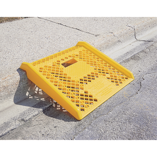 Curb Ramps for Aluminum Hand Truck PB Rental Co. Ltd.