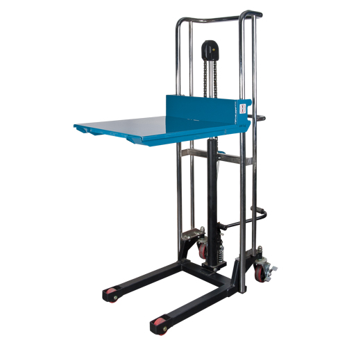 Gerbeur hydraulique &agrave; plateforme, M&eacute;canisme Pompe au pied, Capacit&eacute; de 880 lb, Levage max de 60" PB Rental Co. Ltd.