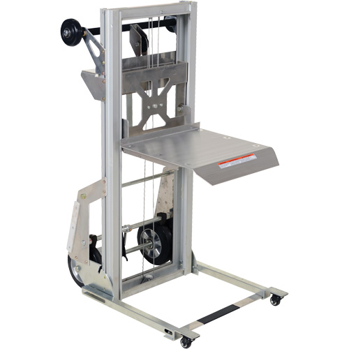 Appareil de levage portatif en aluminium, M&eacute;canisme Pompe au pied, Capacit&eacute; de 200 lb, Levage max de 61" PB Rental Co. Ltd.