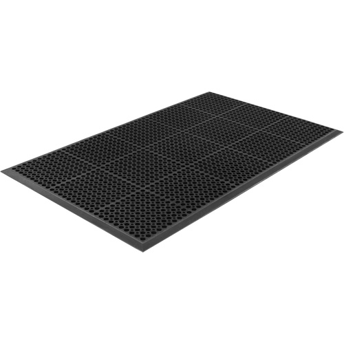 Tapis de s&eacute;rie Competitor, &agrave; fentes, 3' x 5' x 7/8", Noir, Caoutchouc naturel PB Rental Co. Ltd.