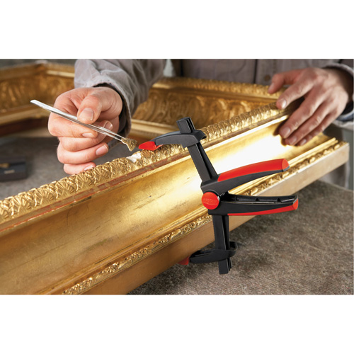 Serre-joint &agrave; ressort variable &agrave; double m&acirc;choire VarioClippix PB Rental Co. Ltd.