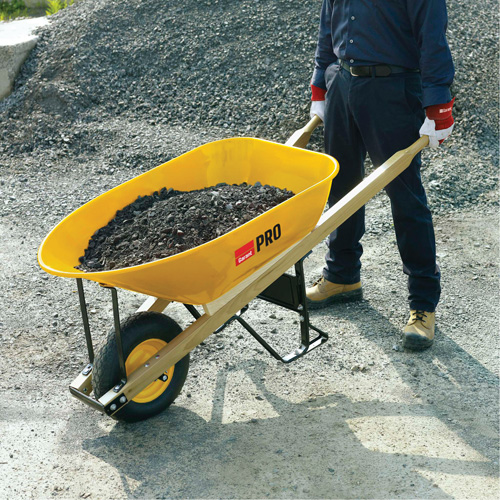 Brouette, 6 pi³, plateau Acier PB Rental Co. Ltd.