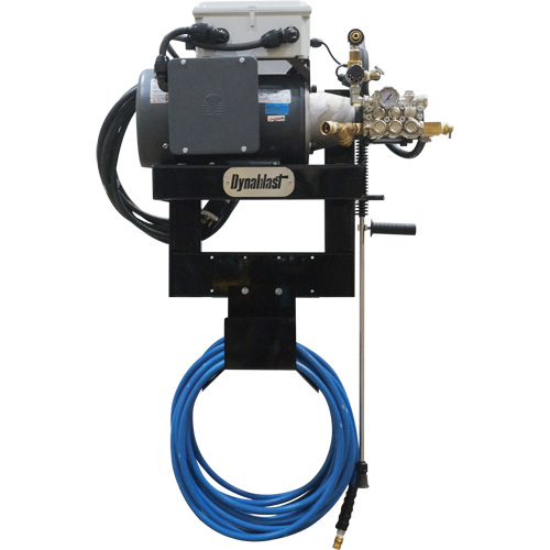 Laveuse &agrave; pression &agrave; eau chaude et froide murale 230V, &eacute;lectrique, 1900 PSI, 4 gal./min PB Rental Co. Ltd.