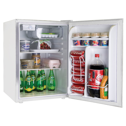 R&eacute;frig&eacute;rateur compact, 25" h x 17-1/2" la x 19-3/10" p x Capacit&eacute; de 2,6 pi. cu. PB Rental Co. Ltd.