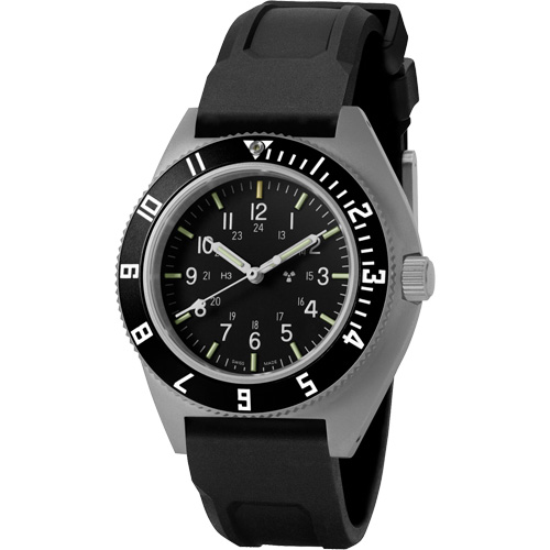 Montre Steel Navigator sur ensemble bracelet en caoutchouc noir de trois morceaux, Num&eacute;rique, &agrave; piles, 41 mm, Noir PB Rental Co. Ltd.