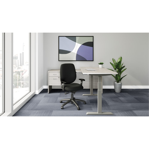 Table rectangulaire &agrave; hauteur r&eacute;glable Newland PB Rental Co. Ltd.