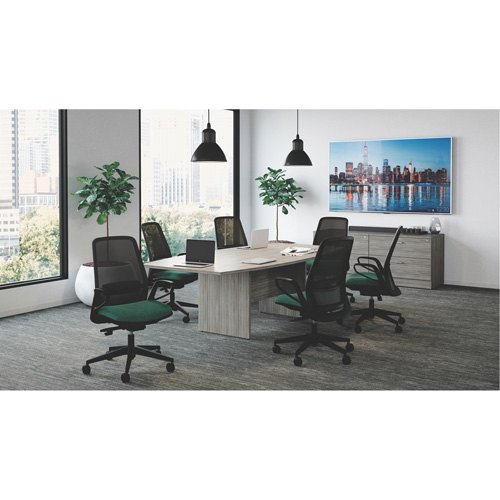 Table de conf&eacute;rence en forme de bateau Newland PB Rental Co. Ltd.