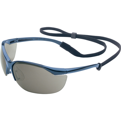 Lunettes de s&eacute;curit&eacute; Uvex Vapor, Lentille Grise/fum&eacute;e, Anti-&eacute;gratignures, ANSI Z87+/R&eacute;pond ou surpasse la norme CSA Z94.3 PB Rental Co. Ltd.