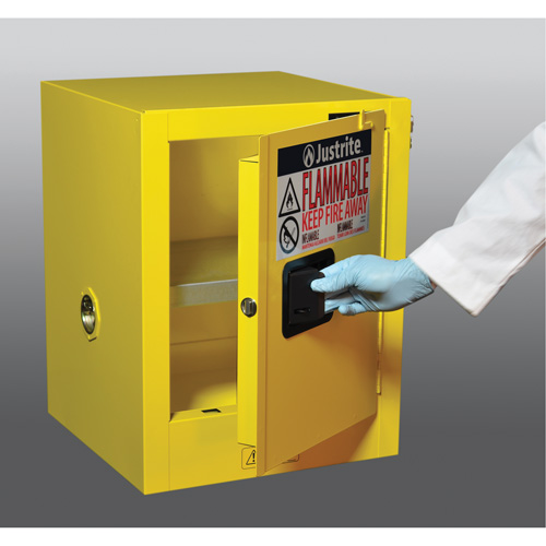 Armoire de s&eacute;curit&eacute; de comptoir pour produits inflammables EX Sure-Grip, 4 gal., 1 Porte(s), 17" La x 22" h x 17" p PB Rental Co. Ltd.