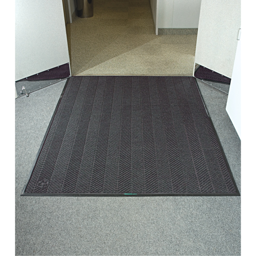 Waterhog&reg; Eco Elite Matting, Wiper/Scraper, 3' x 5' x 3/8", Grey Ash PB Rental Co. Ltd.