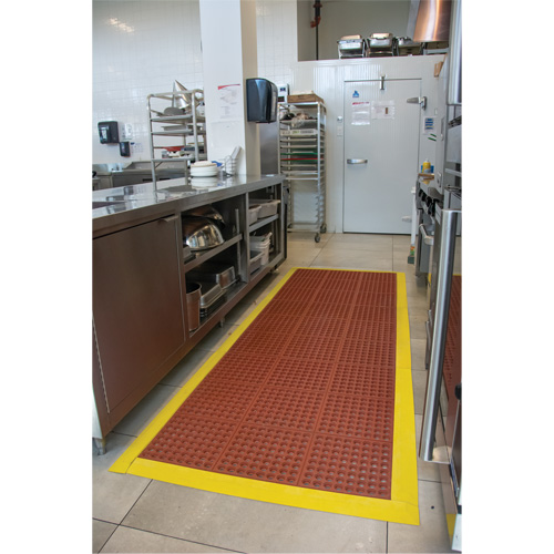 Tapis modulaire antifatigue, Nid d'abeilles, 3' x 3' x 1/2", Brun, Nitrile/Caoutchouc PB Rental Co. Ltd.