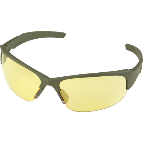 Lunettes de s&eacute;curit&eacute; s&eacute;rie Z2000, Lentille Ambr&eacute;e, Anti-&eacute;gratignures, R&eacute;pond ou surpasse la norme CSA Z94.3 PB Rental Co. Ltd.