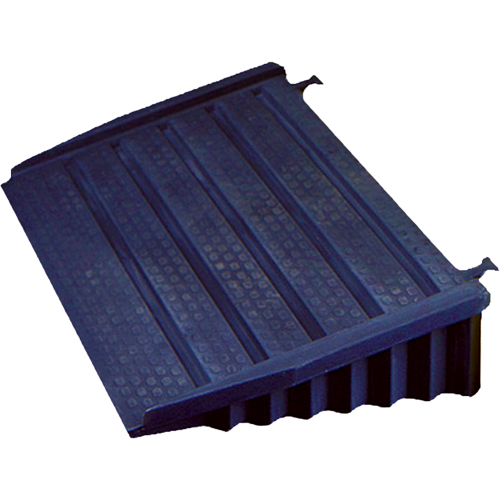 Support pour six bouteilles PB Rental Co. Ltd.