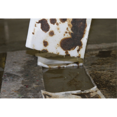 Chiffons pour l'huile Spilltration, Huile seulement, 16" x 10", 29 gal. d'absorption PB Rental Co. Ltd.