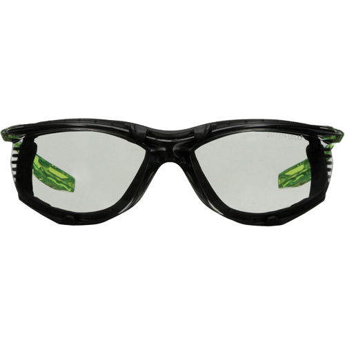 Lunettes de s&eacute;curit&eacute; de s&eacute;rie Solus CCS, Lentille Gris/Int&eacute;rieur/ext&eacute;rieur, Antibu&eacute;e, R&eacute;pond ou surpasse la norme CSA Z94.3 PB Rental Co. Ltd.