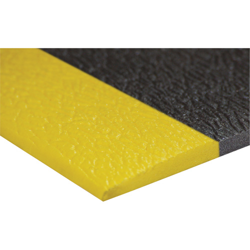 Tapis antifatigue Airsoft, Rugueux, 3' x 5' x 3/8", Noir/Jaune, &eacute;ponge en PVC PB Rental Co. Ltd.