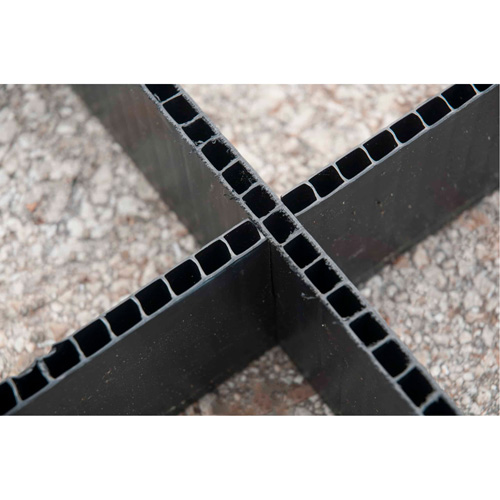 Ultra-Spill Pallet flexible, 4 barils, Capacit&eacute; de d&eacute;versement 66 gal. US, 48" x 48" x 7" PB Rental Co. Ltd.