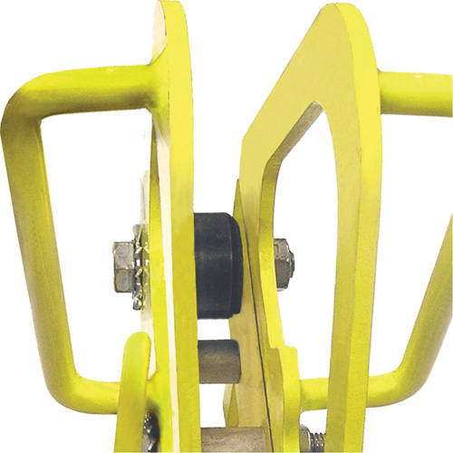 Treuil &agrave; bride de 1" &agrave; 1-7/8" la pour r&eacute;servoir, Usage Temporaire PB Rental Co. Ltd.