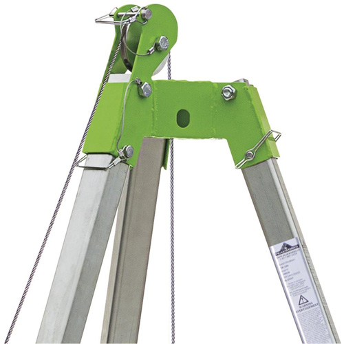 CSK2-65 Ensemble pour espace clos avec tr&eacute;pied, Ensemble pour espace clos PB Rental Co. Ltd.