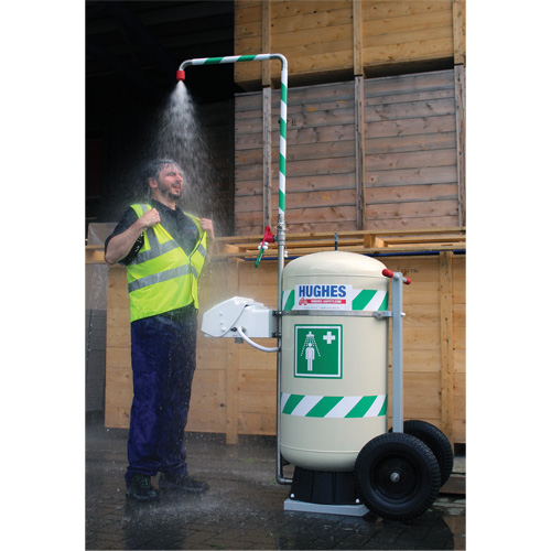 Douche d'urgence mobile et ind&eacute;pendant avec douche oculaire et faciale, Capacit&eacute; 30 gal., Conformit&eacute; Aucune PB Rental Co. Ltd.