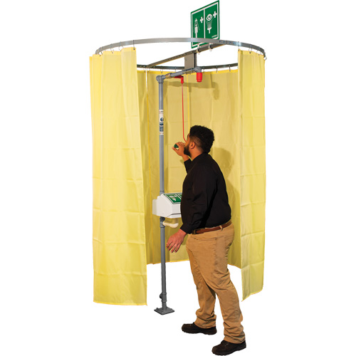 Rideau de s&eacute;curit&eacute; pour douche mont&eacute; sur tube PB Rental Co. Ltd.