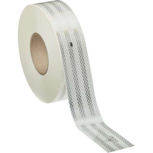 3M Scotchlite Diamond Grade mat&eacute;riau de perceptibilit&eacute; S&eacute;rie 983, 2" la x 150' lo, Blanc PB Rental Co. Ltd.