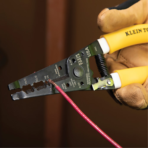 Pince &agrave; d&eacute;nuder/coupe-c&acirc;bles double NM Klein-Kurve&reg;, 8" PB Rental Co. Ltd.