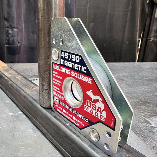 Magnetic Welding Squares, 3-3/4" L x 3/4" W x 4-3/8" H, 75 lbs. PB Rental Co. Ltd.