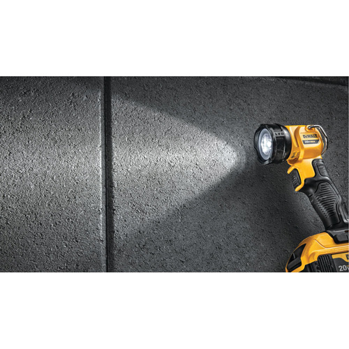 Lampe de travail Max, DEL, 110 lumens, 11 hres de fonctionnement, Bloc-pile Rechargeable, Plastique PB Rental Co. Ltd.