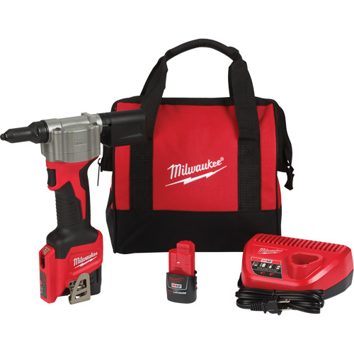 Ensemble outil &agrave; riveter M12 PB Rental Co. Ltd.