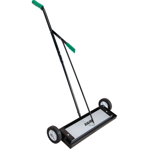 Balayeuse magn&eacute;tique &agrave; pousser, 24" la PB Rental Co. Ltd.