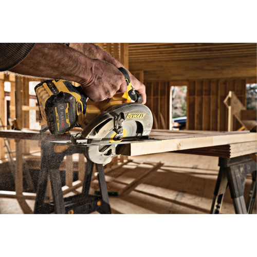FlexVolt&reg; Max Brushless Circular Saw with Electric Brake (Tool Only), 7-1/4", 60 V PB Rental Co. Ltd.