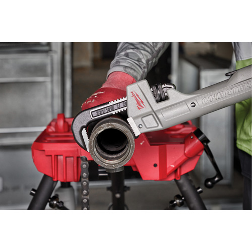 Cheater Adaptable Pipe Wrench, 2-1/2" Jaw Capacity, 18"/11"/24" Long PB Rental Co. Ltd.